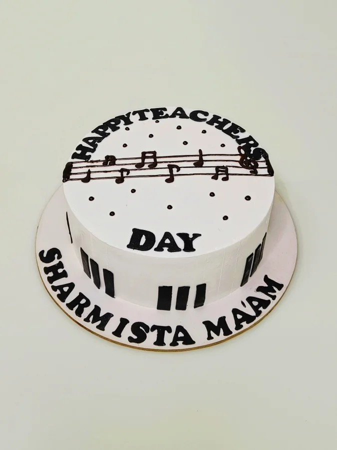 Music Themed Cake & Cupcakes